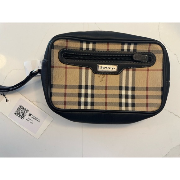 Burberry Handbags - Burberrys Vintage Nova Check Plaid Wristlet Bag - New w/ Dust Bag And COA